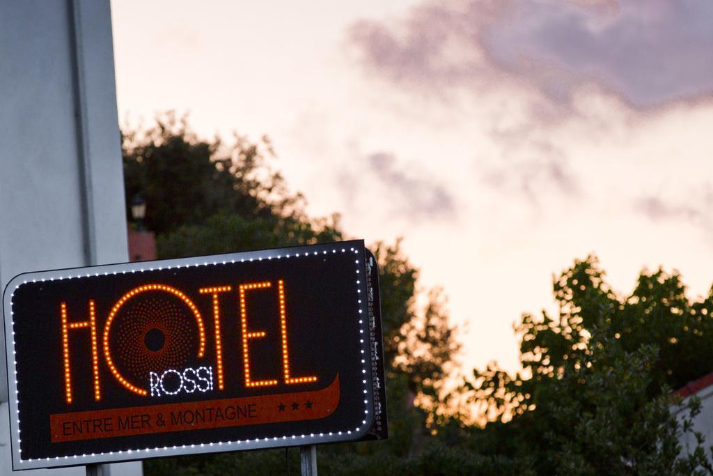 Rossi Hotel ซาร์แตน ภายนอก รูปภาพ